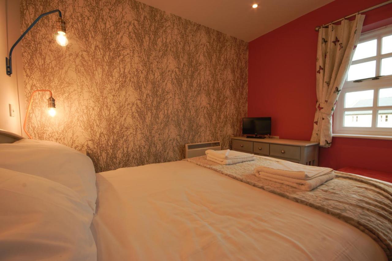 Peveril Cottage - Darwin Lake Holiday Village 매틀록 외부 사진